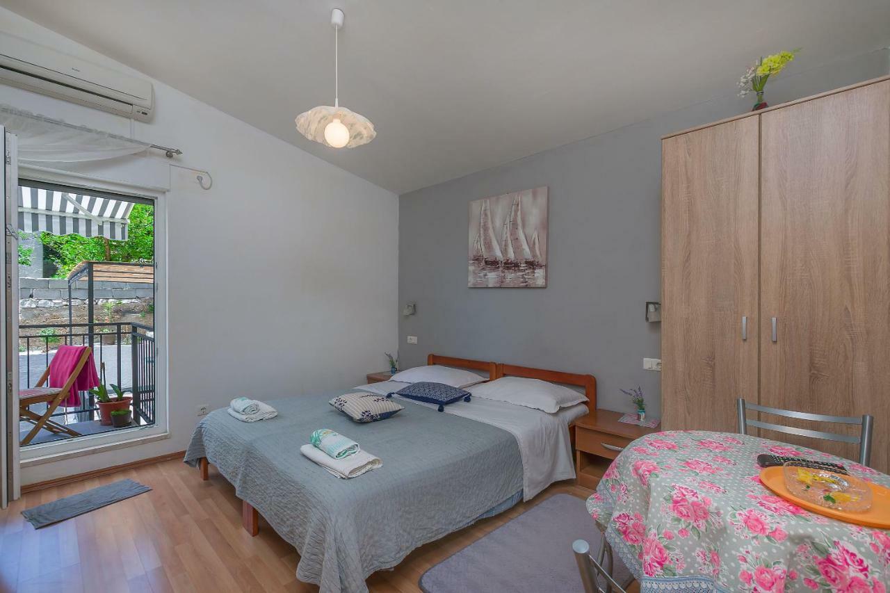 Apartment Ivanka Omiš Εξωτερικό φωτογραφία